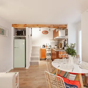 https://le-cabanon-du-vieux-port.fr-provencehotel.com